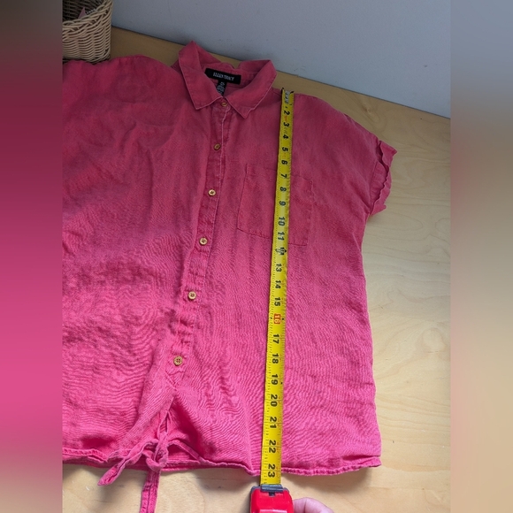 ELLEN TRACY Women Blouse 100% Linen Size Small Gold Buttons pink Color - Picture 9 of 9